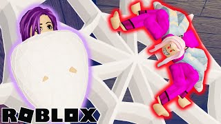 JANET GETS BITTEN BY A SPIDER?! 🕷️ / ROBLOX