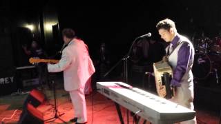 Los Humildes-Besos sin Futuro y Amor Limosnero