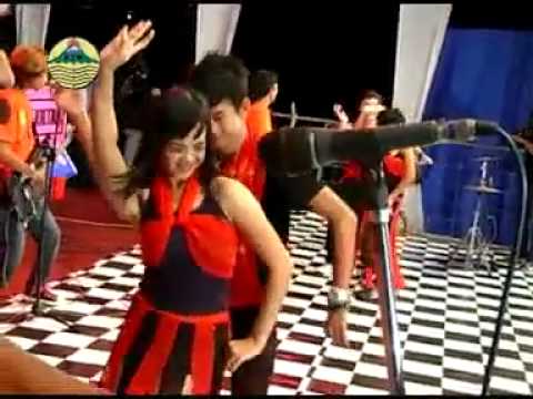 RENI FARIDA - MENDEM ROSO - YouTube.flv