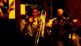 ULHS 2010 - Meschiya Lake &amp; dem Little Big Horns playing The Curse of an Aching Heart