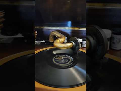 Nola - Vincent Lopez and his Suave Swing Orch Bluebird Records #10601 1940