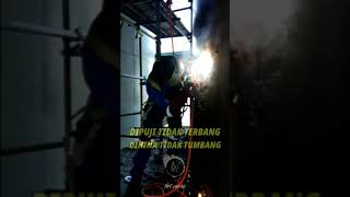 Download lagu Story Wa Keren/Status wa keren[Dipuji tidak terbang Dihina tidak tumbang] mp3