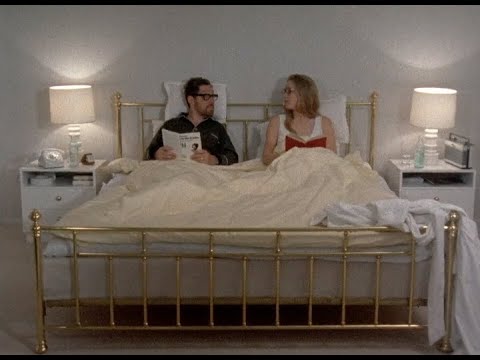 A Scene from SCENES FROM A MARRIAGE