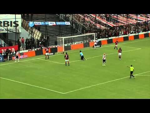 Ocasión Mora. Newell's 1 River 0. Torneo Final 2013. Fecha 6. Fútbol Para Todos