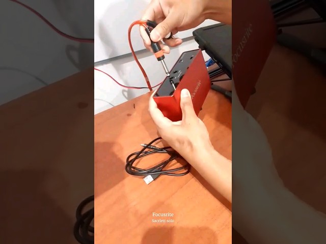 Vídeo relacionado con CERRXIANR Tarjeta de Sonido Externa USB con Control de Volumen, Adaptador de Audio USB3.0 con Interfaz de 3,5 mm e Interfaz USB para PC,computadora portátil,Teclado,Auriculares, micrófono