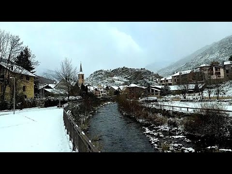 Arctic cold wave brings heavy snowfall to northern Spain