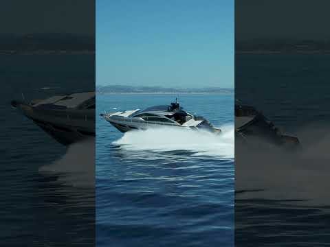 Luxury Yachts - Pershing 6X: making it look easy - Ferretti Group