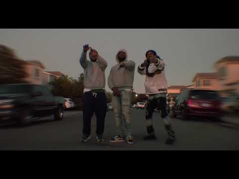 KSMOOTHYG X STACKDOUGH - M.O.M.M.