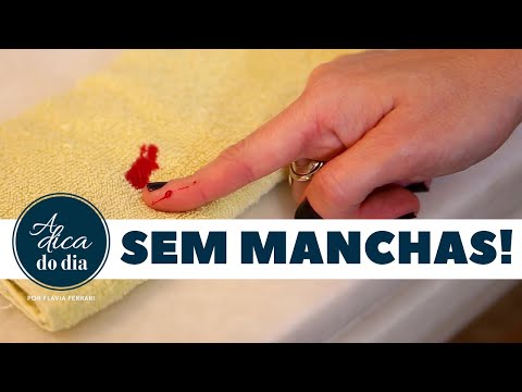 Part of a video titled COMO TIRAR MANCHA DE SANGUE - A Dica do Dia - YouTube