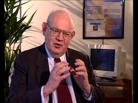 Benoît Mandelbrot - Fractals as a tool to represent nature (97/144)