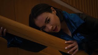 Musik-Video-Miniaturansicht zu Working for the Knife Songtext von Mitski