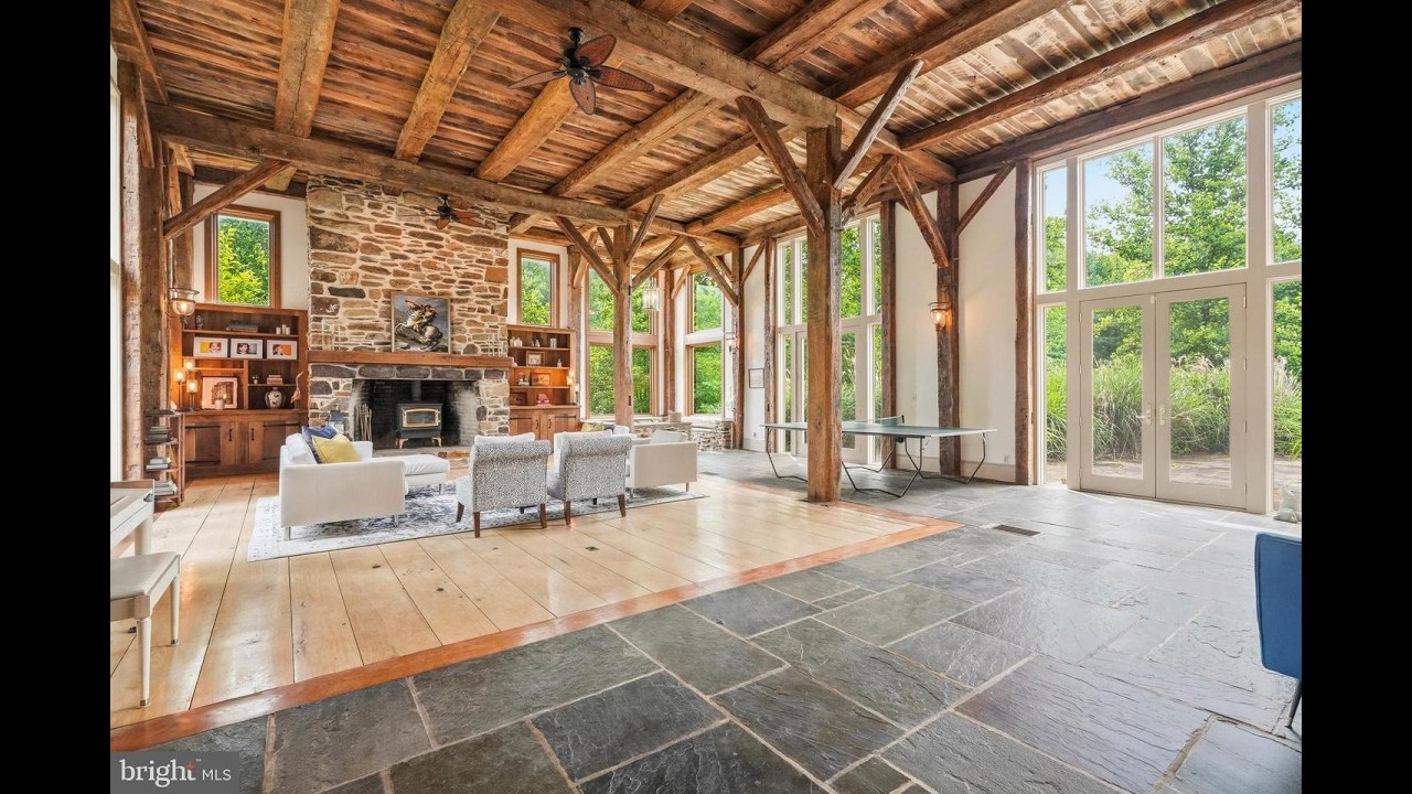 Real Estate marketing video thumbnail