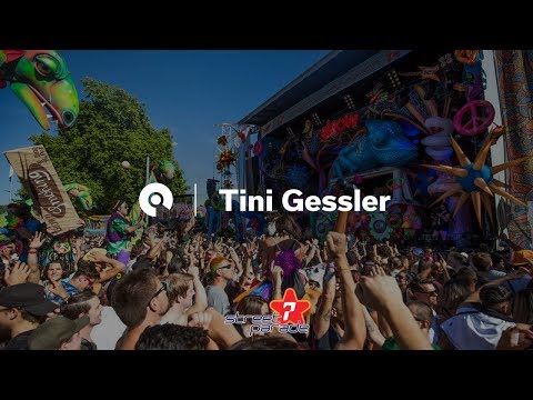 Tini Gessler @ Zurich Street Parade 2018 (BE-AT.TV)