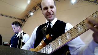 Video thumbnail for Sweet home Chicago - bluesy slap bass solo on Yamaha TRB1006 by Alexey Zavolokin