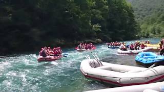 preview picture of video 'The Very Busy Day Tara River Canyon  Rafting August 2018 Weekend,  short break at the river bar Tara'