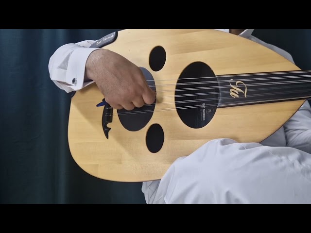 عود موسيقي شروق طارق عزوز