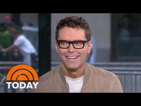 download lagu mp3 mp4 Bobby Bones Show Website, download lagu Bobby Bones Show Website gratis, unduh video klip Bobby Bones Show Website