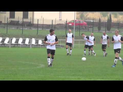 Agricola Łoniów - Spartakus Daleszyce 1:1 ( bramka Piotr Dobrowolski)