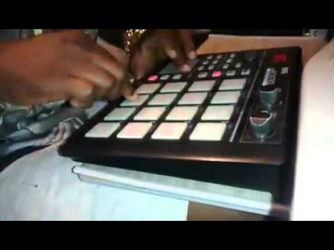download lagu mp3 mp4 Mesa De Funk, download lagu Mesa De Funk gratis, unduh video klip Mesa De Funk