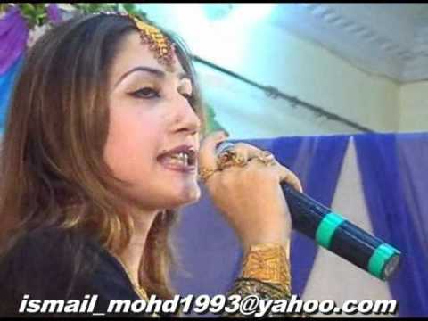 Pashto New Song 2010-2011 Chrtha Baran Nashi By Urooj Mohmand at Musafar Award Show 2010