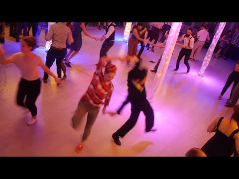 Andrew Hsi and Jo Hoffberg - Social Lindy Hop