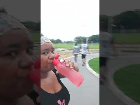 Bom dia Rosana Apocalipse oficial de Itiquira MT Mato Grosso fazendo aquela caminhada na praça