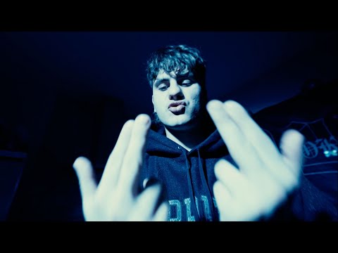 Ćwiku - NIE CHCESZ BYĆ RAPEREM (🎥: @aptlyfilmz)