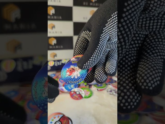 بطاقات بوكيمون ( كانت مع بطاطس ليز قديمًا).