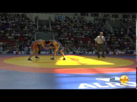 74 кг: Камал Маликов (Дагестан) - Денис Царгуш (Москва)