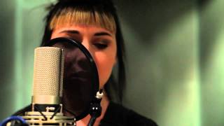 Video thumbnail for An Evening With The Audio-Technica AT5040 : Natalie McCool by Audio-Technica EMEA