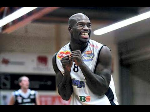 Derrick Tarver (Solna Vikings) - Highlights vs. Södertälje Kings - Match 1 (Semifinal) 2006