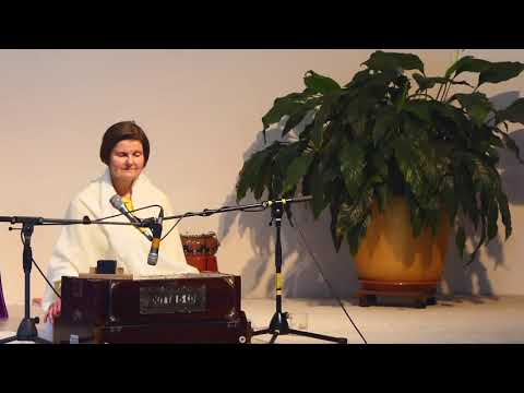 Mantrameditation im Satsang mit Shaktipriya - Yoga Vidya Ritual Kirtan singen 20:00 Uhr 24.07.2020