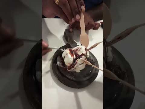 Sizzling brownie ice cream | Brownie cake #sizzlingbrownie #cakerecipe