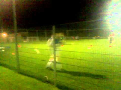 VV Klundert mascotte schieten.