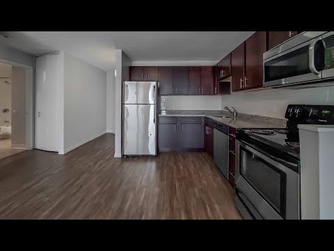 A River North / Gold Coast D-plan 1-bedroom at Chestnut Place