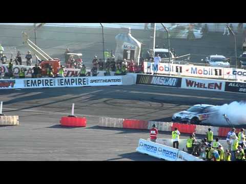 Formula Drift Irwindale Round 7:rhys millen vs Patrick Cyr 1/2