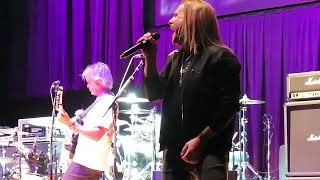 Lynch Mob Brings the HEAT at Penn’s Peak — “Don’t Close Your Eyes” Never Hit This Hard  #80smetal