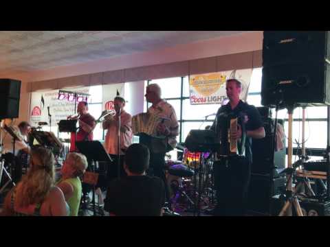 Let's Have A Party - Polka Country Musicians (HD)