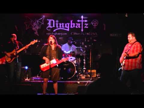 ISON - Wonderland (Live @ Dingbatz 6/24/15)