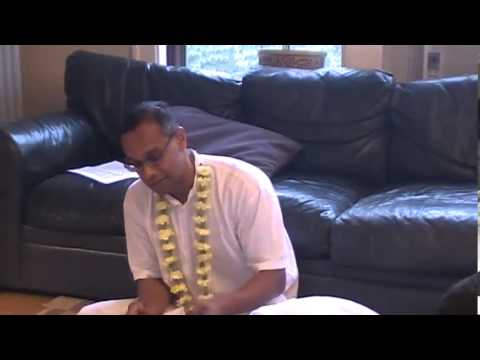 2013 - HG Devakinandan Prabhu Visit to Minneapolis - Class on SB 1.8.27 at Ananta prabhus place