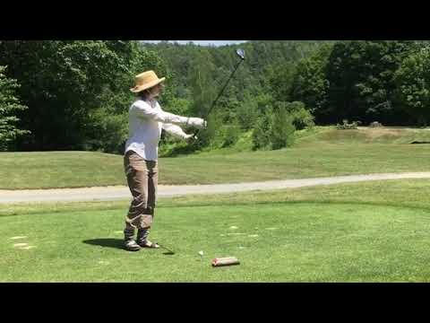 Jacqui and Bosco Golfing
