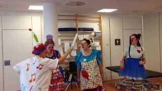 CLOWNTIGO 12 meses, 12 gestos 