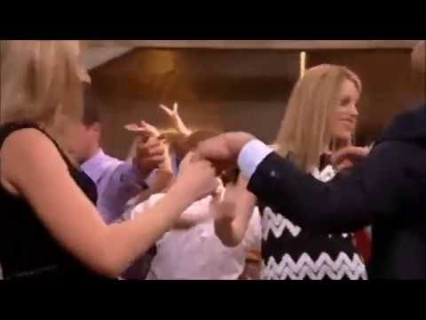 Çabuk Gel Annem / Opou Me Pai I Kardia - Angela Dimitriou