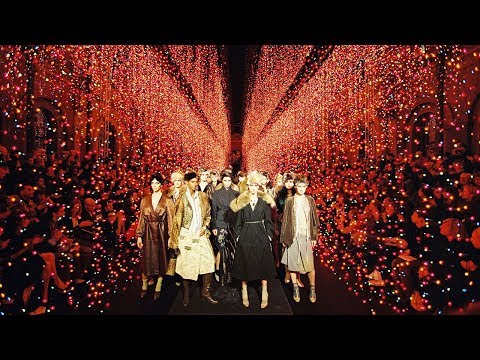 DRIES VAN NOTEN 044 Women’s Autumn/Winter 2003-2004 Fashion Show
