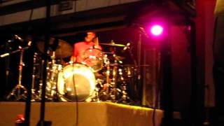 They Might Be Giants - The Famous Polka (2013-03-22 - The Paramount, NY)