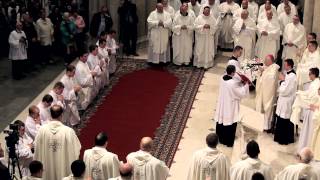 Święcenia kapłańskie 2015 - epikleza i przywdzianie szat liturgicznych