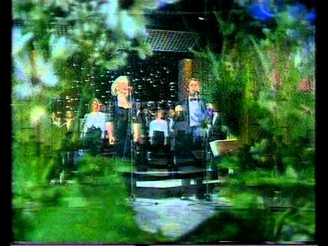 Блага Петревска и Ефто Пупиновски   Песната може се Цветници 1992