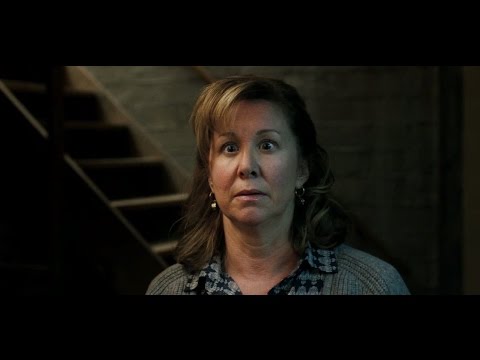 Fargo S01E01: Lester tries to be a MAN in front of his Wife