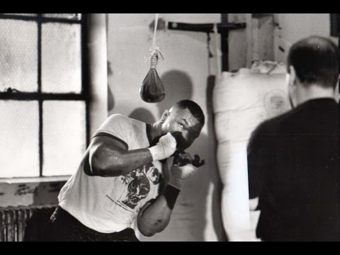 Amazing Mike Tyson Defencive Boxing Skills