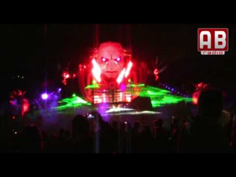 Mysteryland 2009 [HD] Evil Activities bij de Q-Dance stage [1/2] opening (Mystery Land)